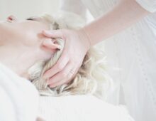 Ayurvedic Massage: Abhyanga Technique for Mind And Body Rejuvenation